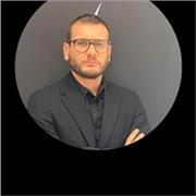 Sei alla ricerca di un insegnante privato, serio, laureato e competente. Scrivimi. 😀